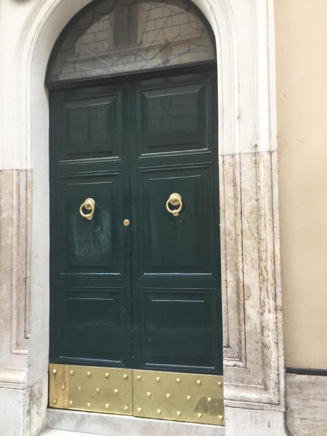 Erida 2 Apartment Spanish Steps Рим Экстерьер фото